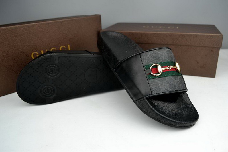 Gucci Men Slippers_070